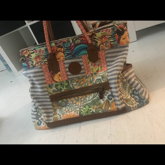 COPY - Maaji Weekender Bag - Picture 3 of 3